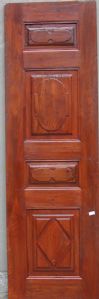 Porta ad una anta in noce tremulo in patina fronte formellato tipo lombardo Epoca XVIII sec. cm. 60x 220